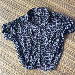 Leopard print medium blouse!